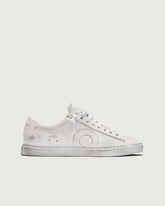 Low 1 | White Wall (Orthopedic)