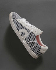 Low 1 | Carbon (Waterproof)