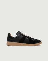 GAT | Black / Gum
