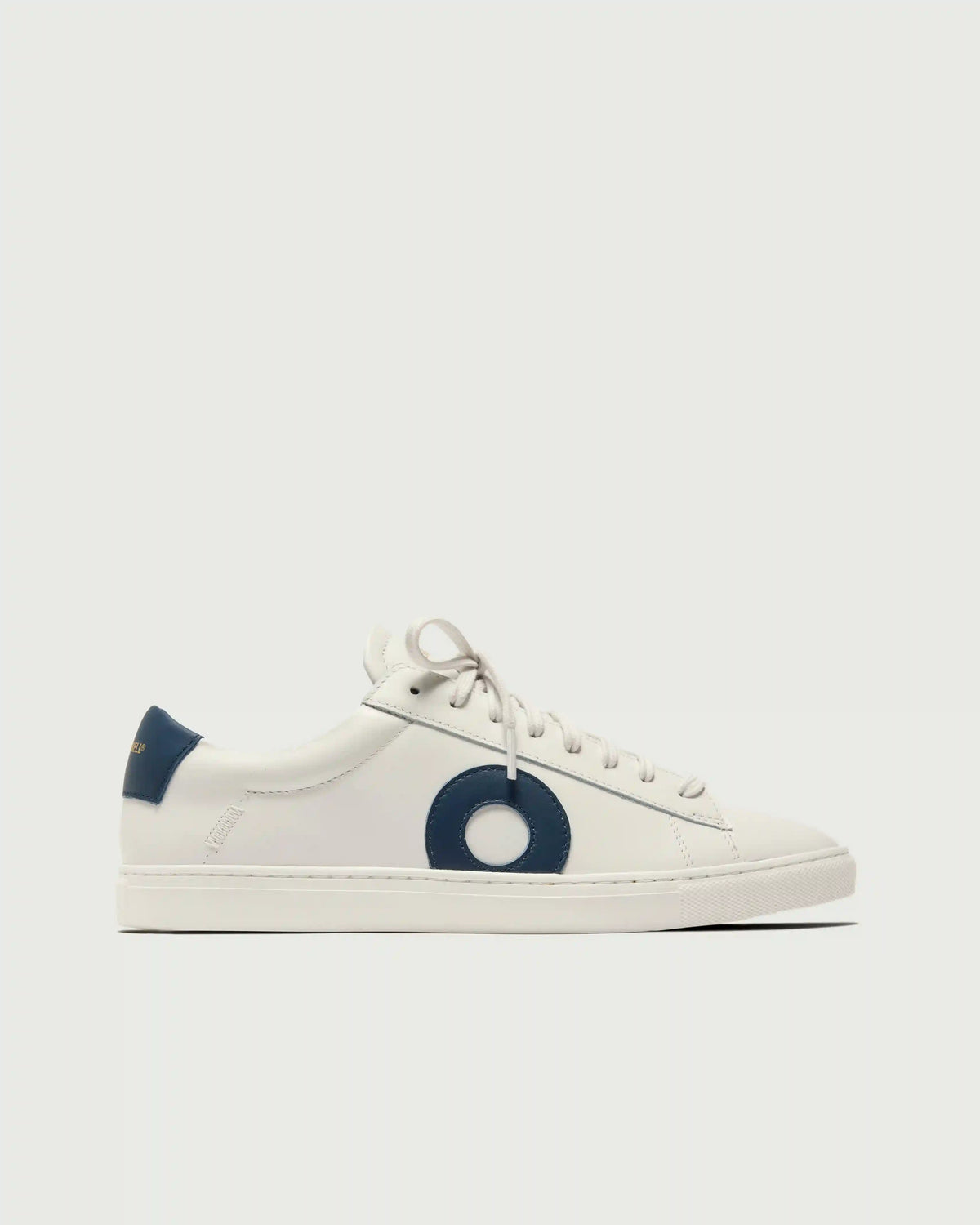 Low 1 | White / Navy (Orthopedic)